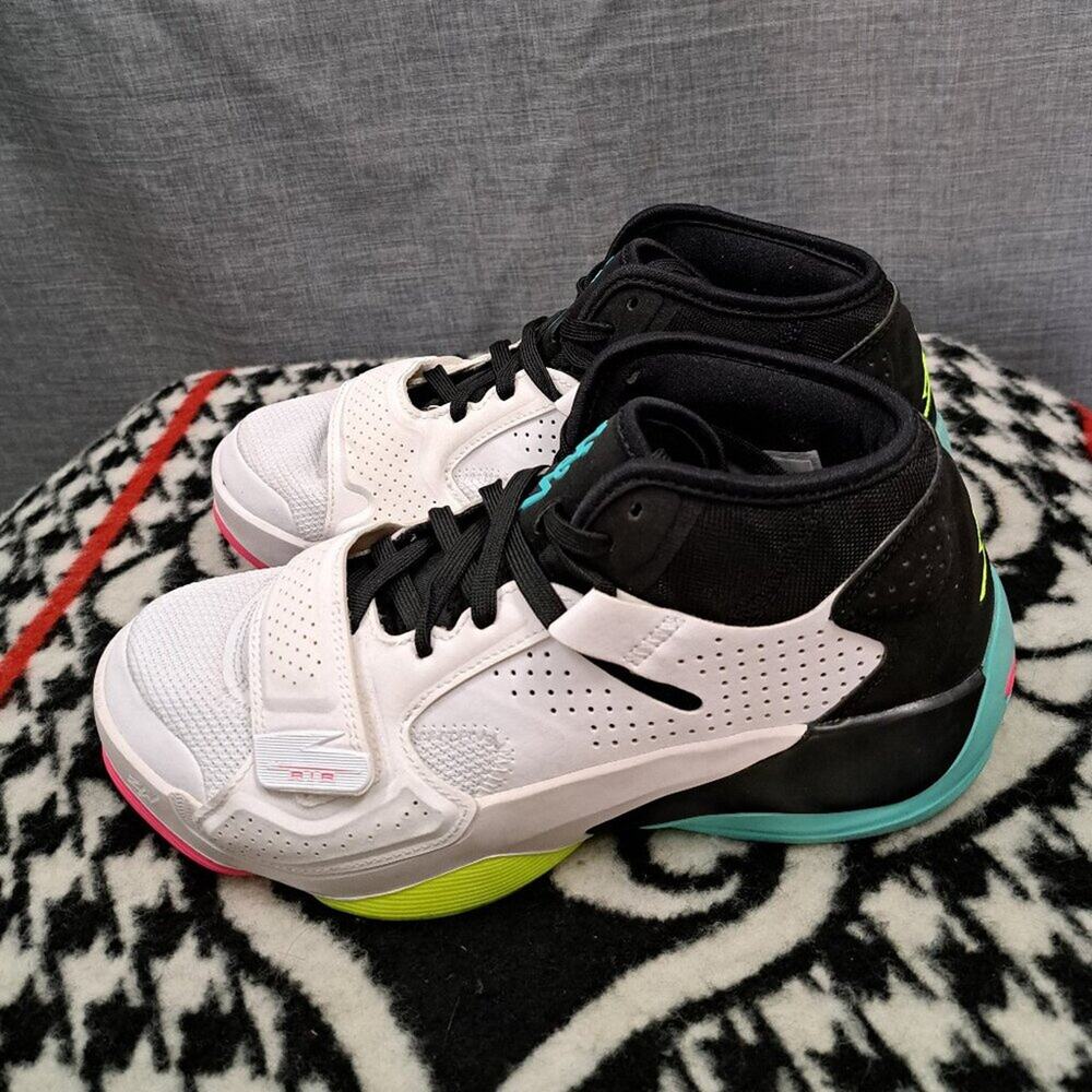 %Size 6.5Y NIKE JORDAN ZION 2 White Volt Black Dynamic Turquoise AJ6